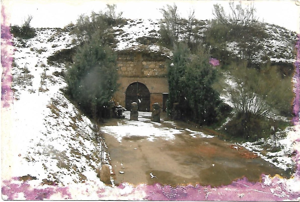 La Cueva - Exterior Fachada Inicio