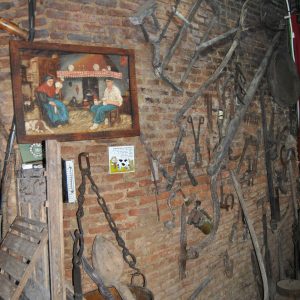 La Cueva - Interior Herramientas