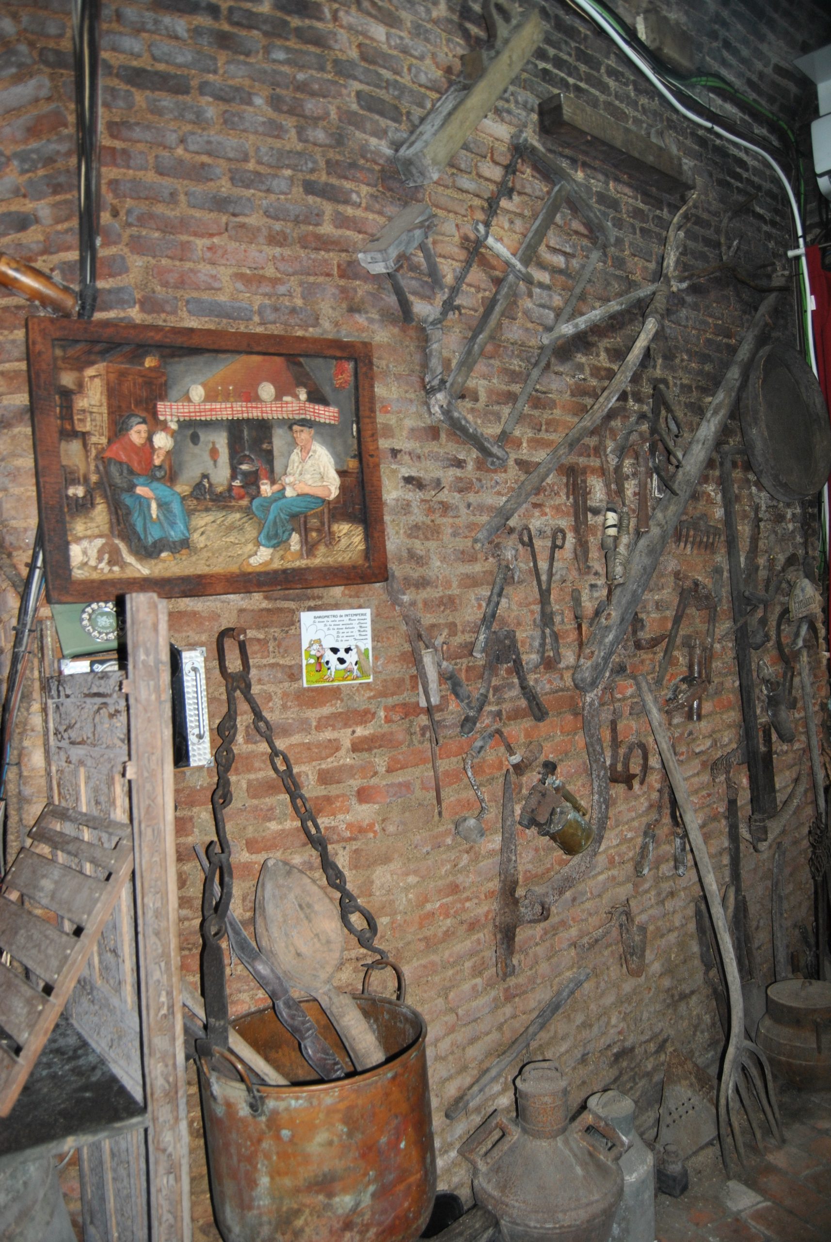 La Cueva - Interior Herramientas