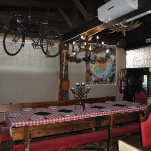 La Cueva - Mesa Carpa 01