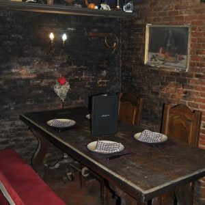 La Cueva - Mesa Cuevera 01